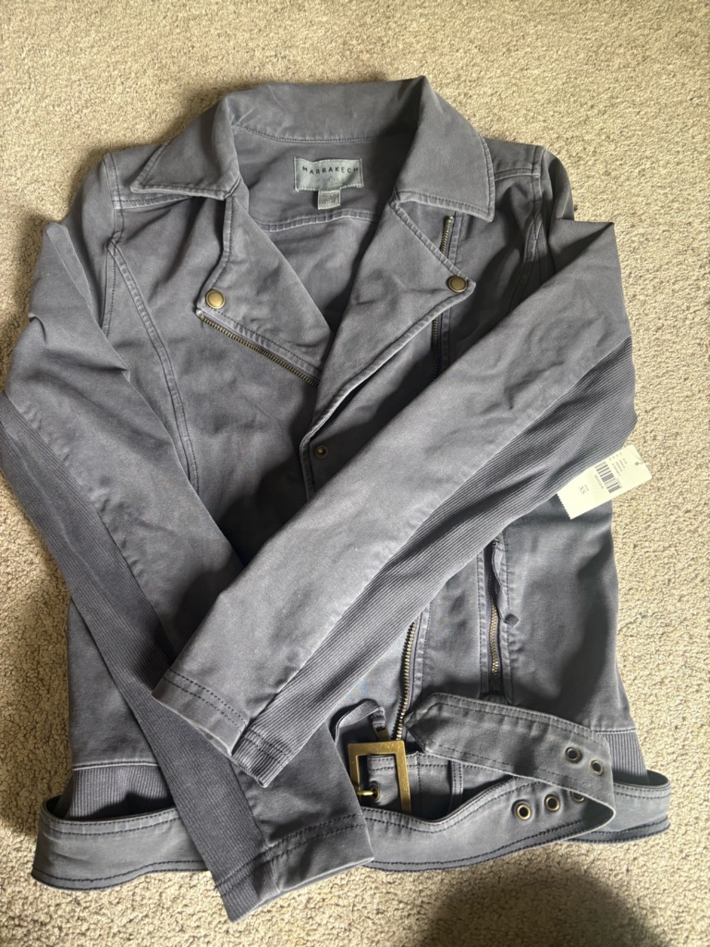 Women's Lightweight Gray Shirt Jacket with Belt